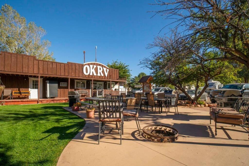 Moab Rv Resort Basic Cabin #3 - Okbc-C3 ภายนอก รูปภาพ