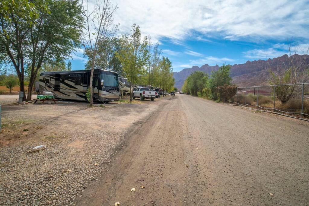 Moab Rv Resort Basic Cabin #3 - Okbc-C3 ภายนอก รูปภาพ
